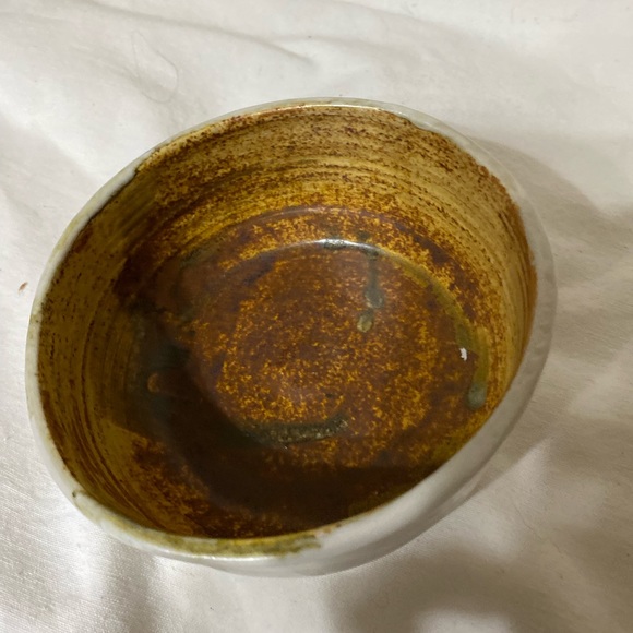 2 Hand Crafted Studio Tan Glazed Pottery Bowles Signed - Picture 11 of 15